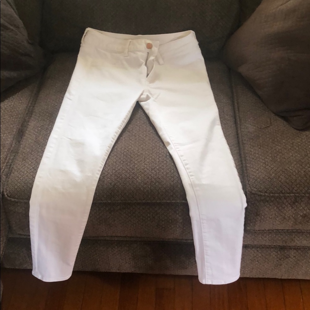 AE white jeans